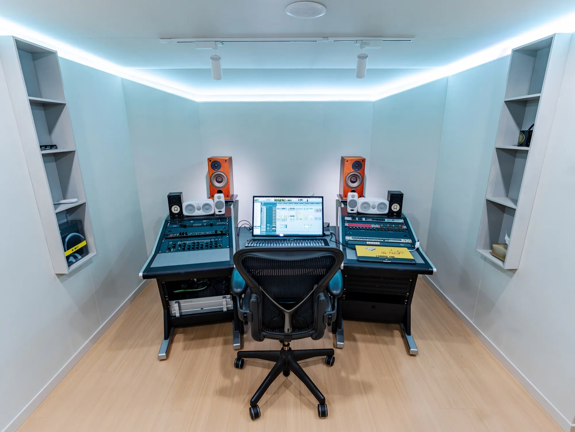 Studio C 控制室